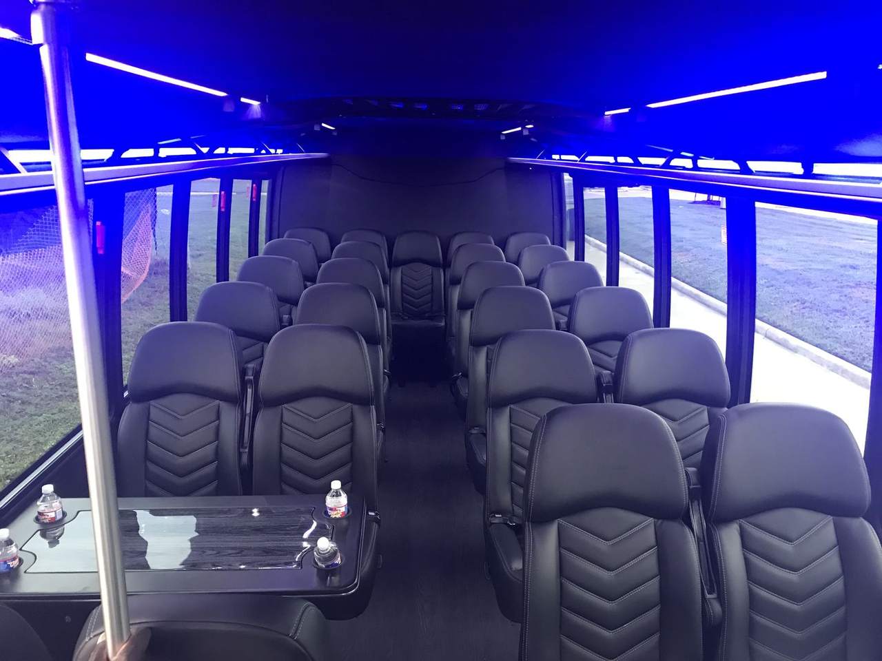 Shuttle interior blue — Houston Limo Chauffeur