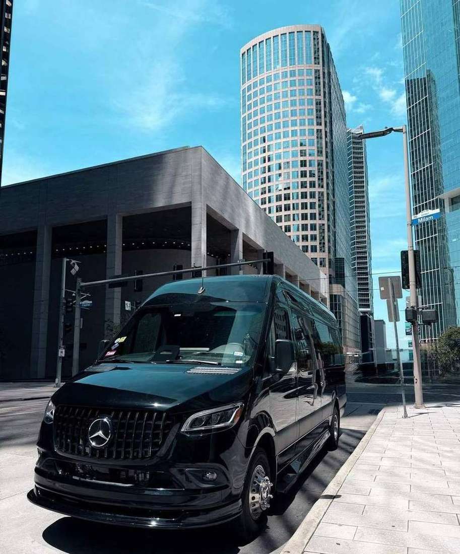 Mercedes Sprinter downtown — Houston Limo Chauffeur